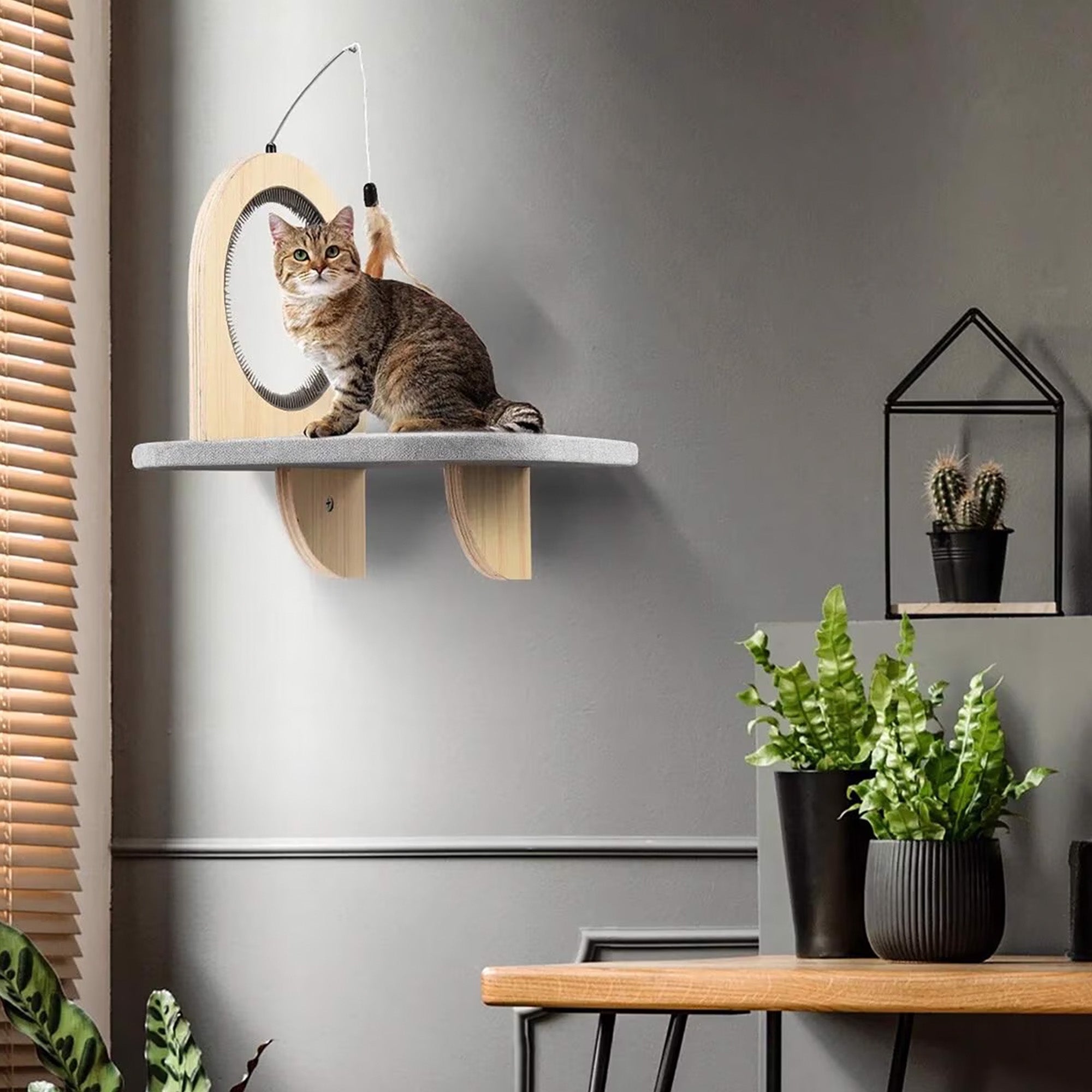 AFP Cat Groom & Play Platform (Item# 2271)